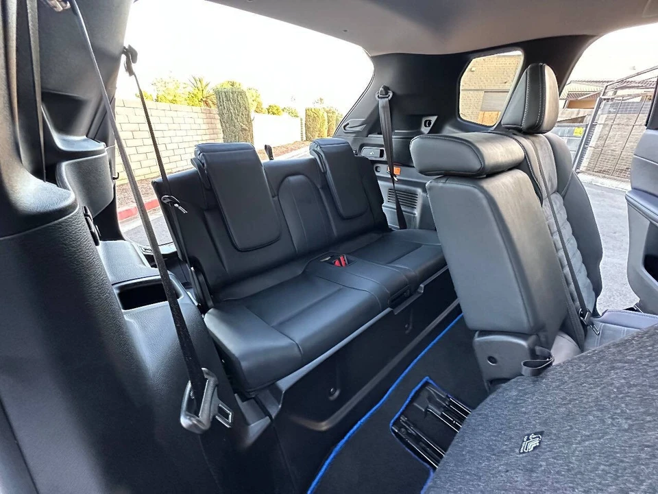 2023 Mitsubishi Outlander - Image 18 of 21