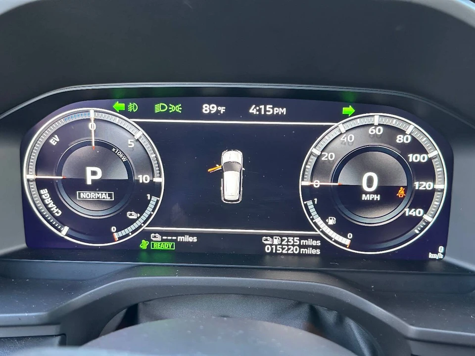 2023 Mitsubishi Outlander - Image 9 of 21