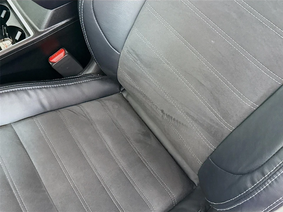 2023 Mitsubishi Outlander - Image 19 of 21