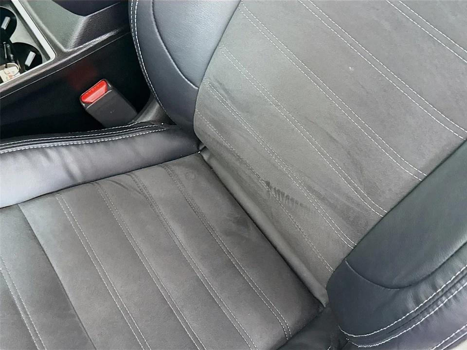 2023 Mitsubishi Outlander - Image 19 of 21