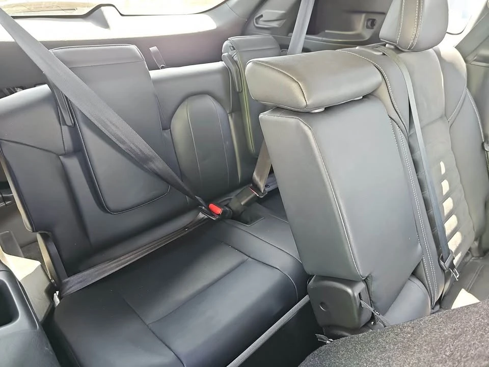 2023 Mitsubishi Outlander - Image 9 of 11