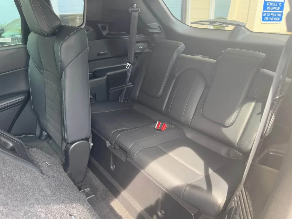 2023 Mitsubishi Outlander - Image 12 of 17
