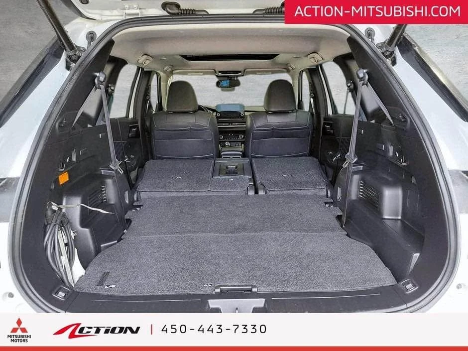 2023 Mitsubishi Outlander - Image 12 of 13