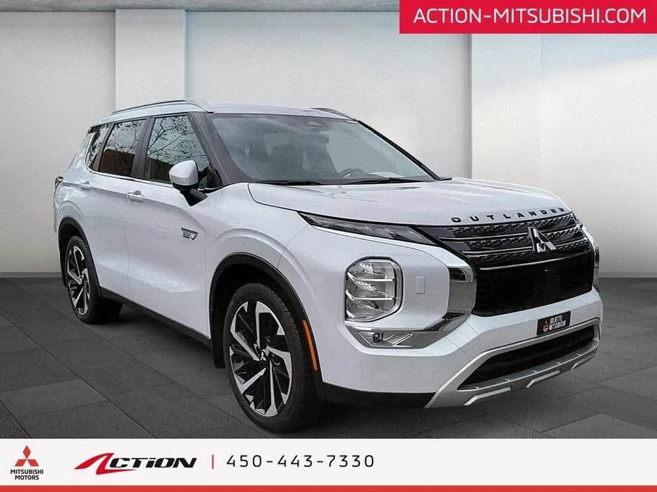 2023 Mitsubishi Outlander - Image 2 of 13
