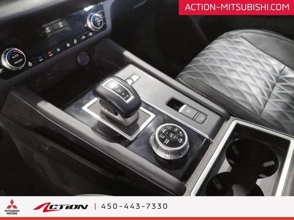 2023 Mitsubishi Outlander - Image 12 of 14
