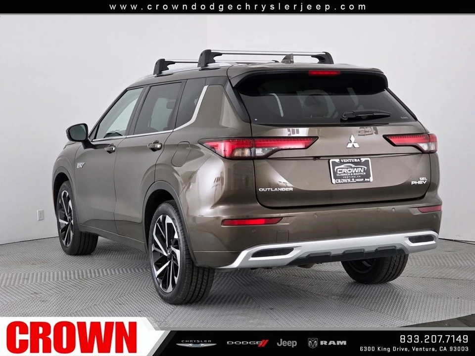 2023 Mitsubishi Outlander - Image 5 of 12