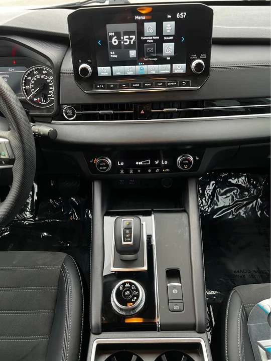2023 Mitsubishi Outlander - Image 8 of 9