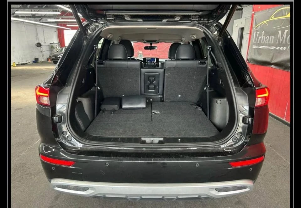 2023 Mitsubishi Outlander - Image 20 of 20