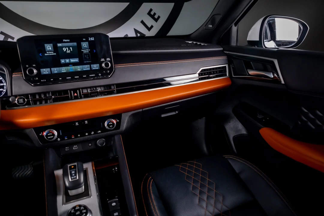 2023 Mitsubishi Outlander - Image 8 of 12