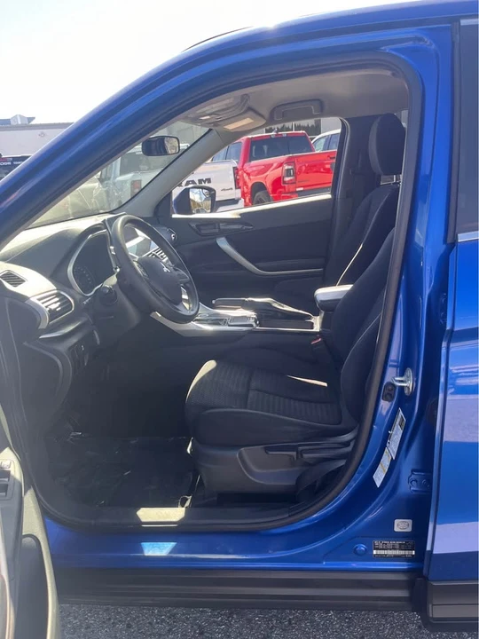 2023 Mitsubishi RVR - Image 3 of 7