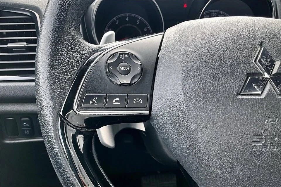 2023 Mitsubishi RVR - Image 12 of 20