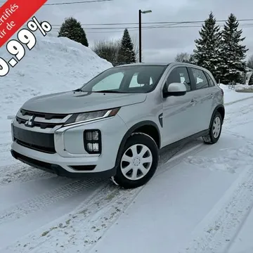 2023 Mitsubishi RVR ES