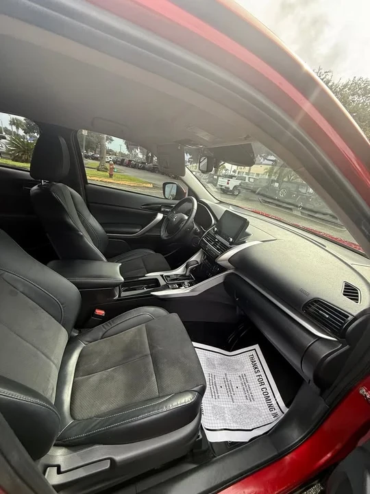 2023 Mitsubishi Eclipse - Image 10 of 12