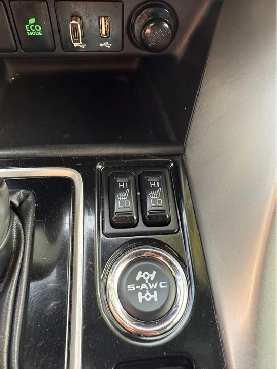 2023 Mitsubishi Eclipse - Image 9 of 14