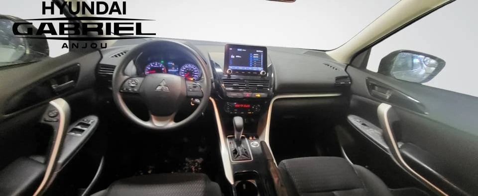 2023 Mitsubishi Eclipse - Image 13 of 20
