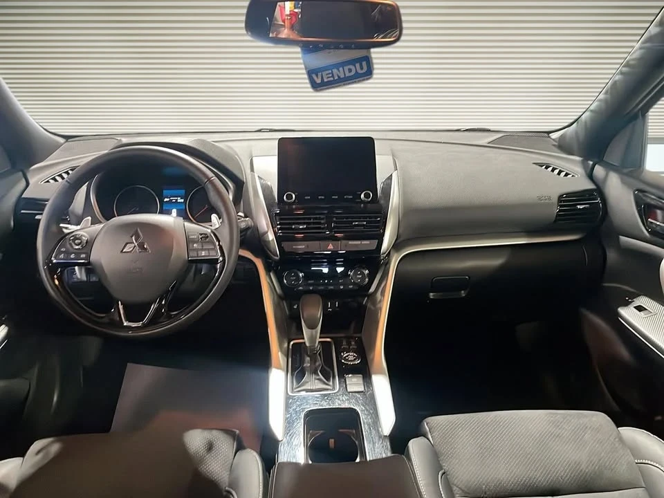 2023 Mitsubishi Eclipse Cross - Image 10 of 12