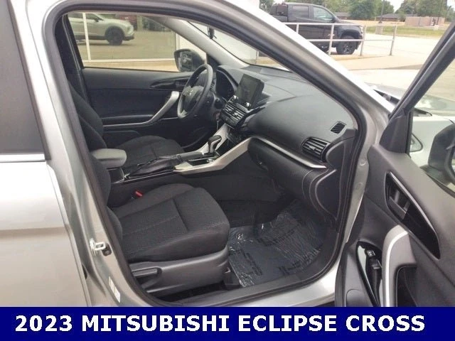 2023 Mitsubishi Eclipse Cross - Image 11 of 20