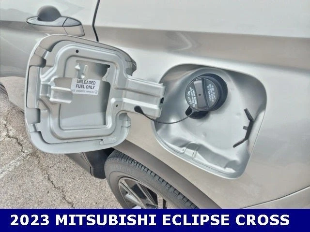 2023 Mitsubishi Eclipse Cross - Image 16 of 20