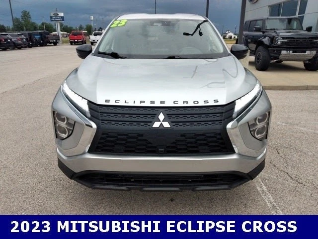 2023 Mitsubishi Eclipse Cross - Image 4 of 20