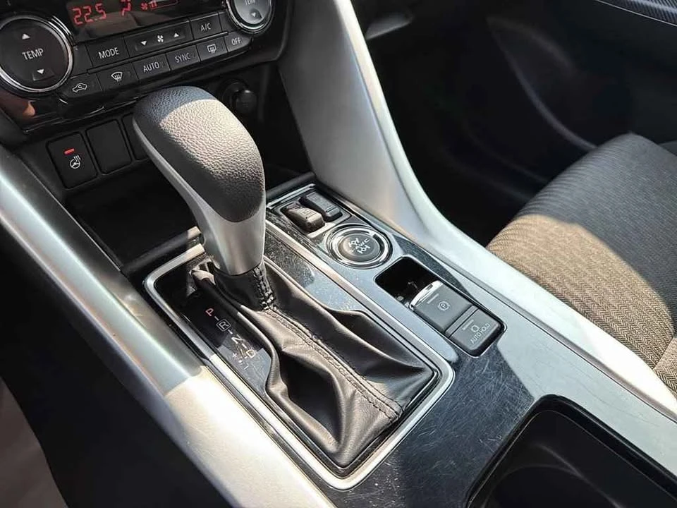 2023 Mitsubishi Eclipse Cross - Image 17 of 17
