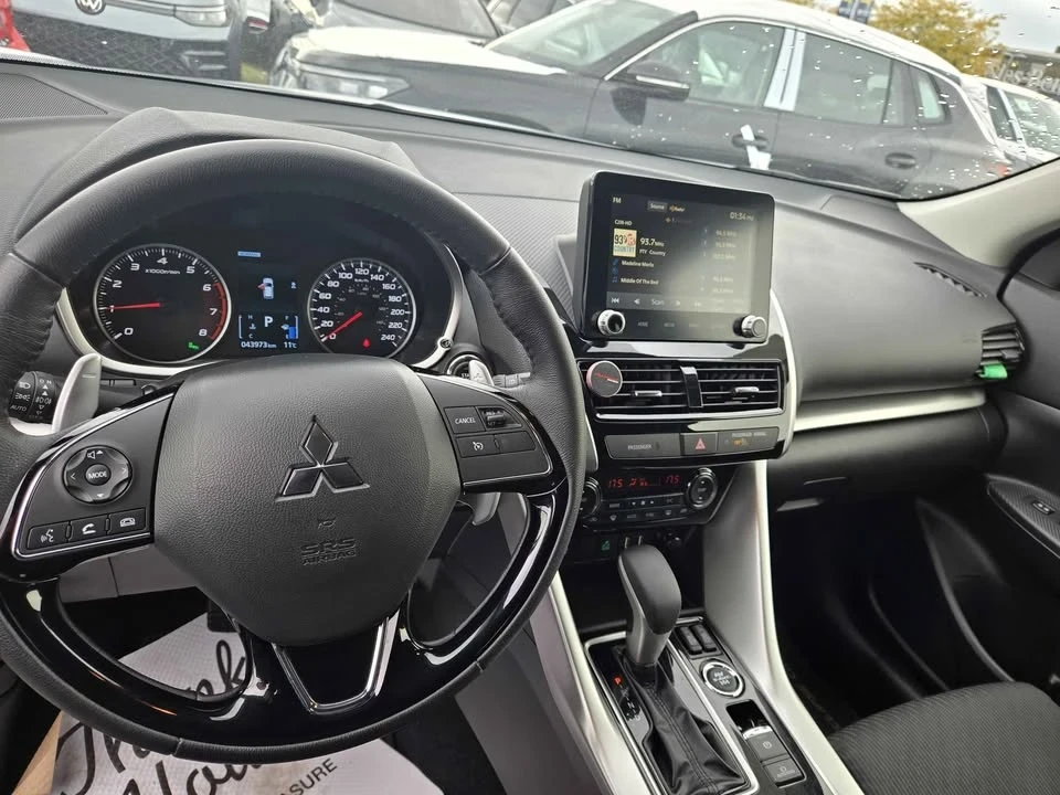 2023 Mitsubishi Eclipse Cross - Image 8 of 14