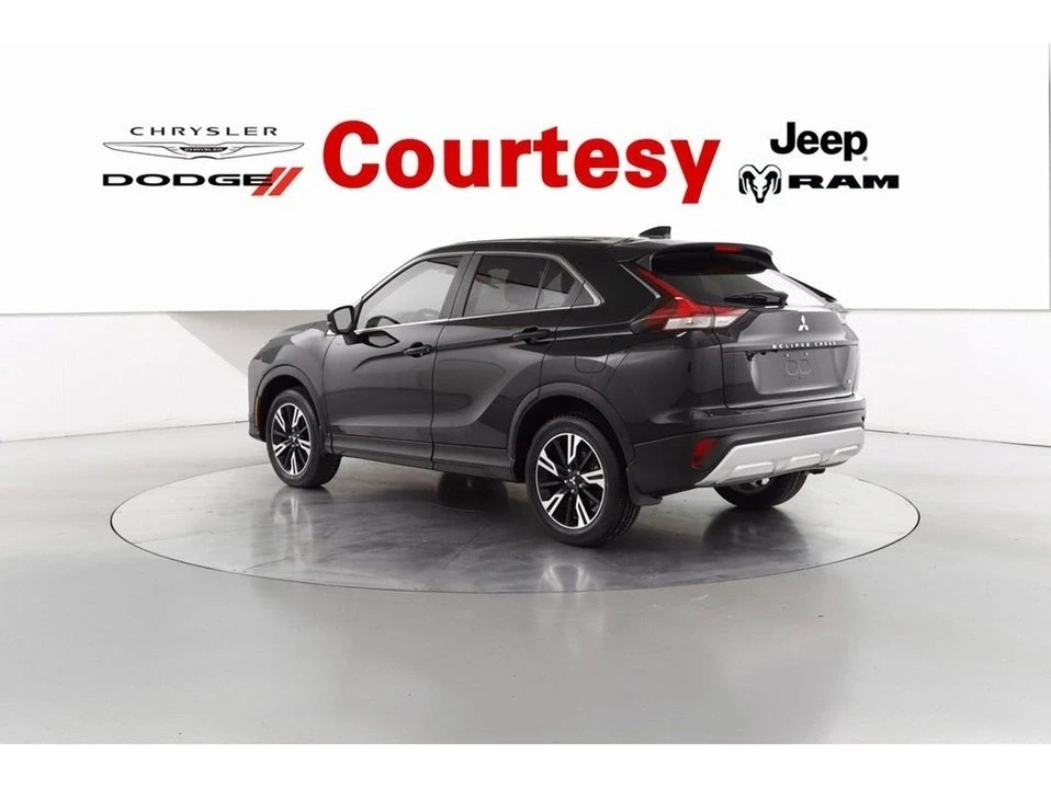 2023 Mitsubishi Eclipse Cross - Image 6 of 19