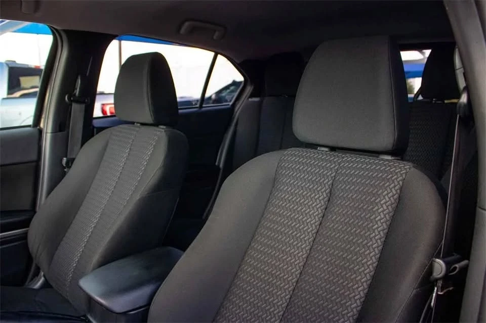 2023 Mitsubishi Eclipse Cross - Image 8 of 11