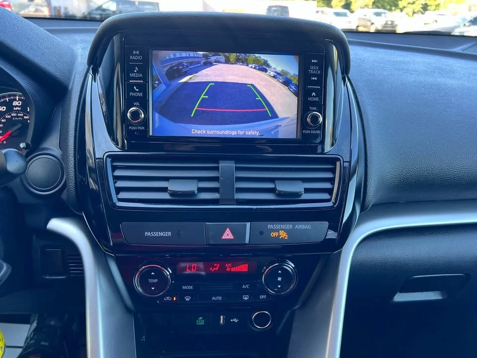 2023 Mitsubishi Eclipse Cross - Image 4 of 4