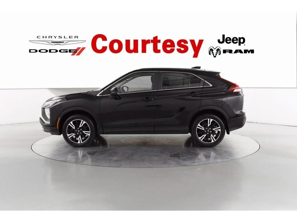 2023 Mitsubishi Eclipse Cross - Image 7 of 19