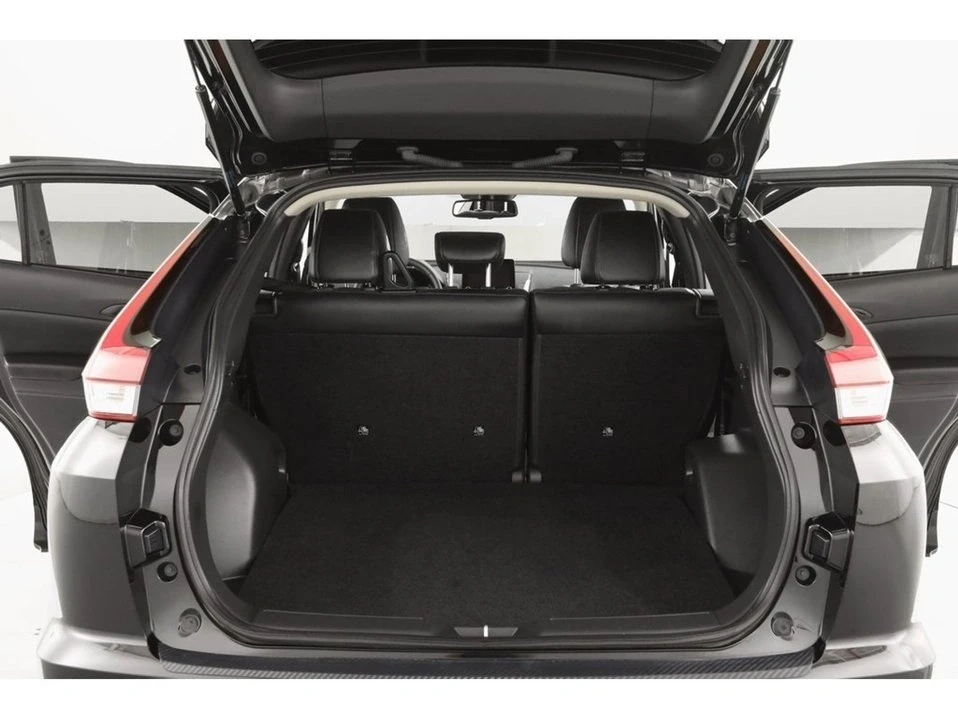 2023 Mitsubishi Eclipse Cross - Image 13 of 19