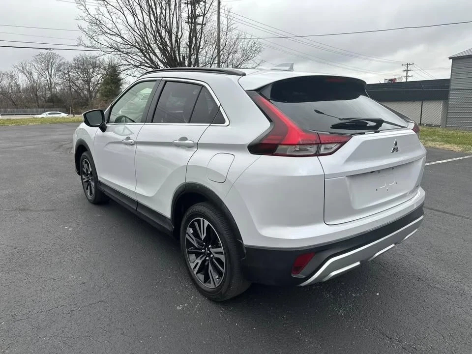 2023 Mitsubishi Eclipse Cross - Image 6 of 11