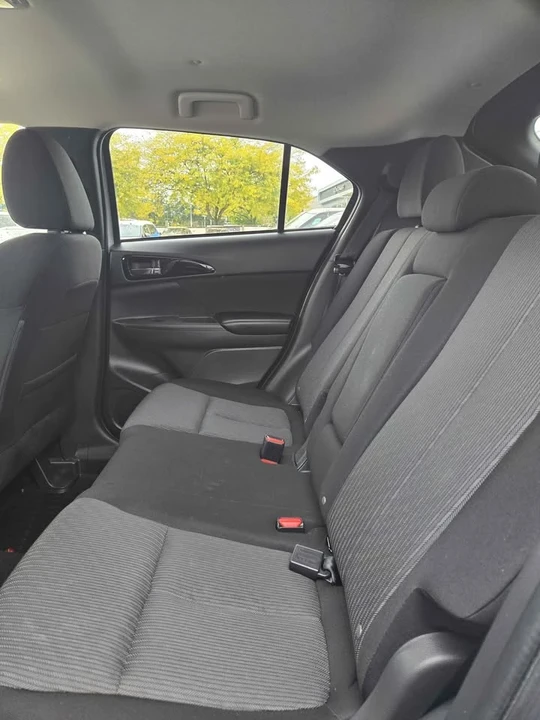 2023 Mitsubishi Eclipse Cross - Image 10 of 14