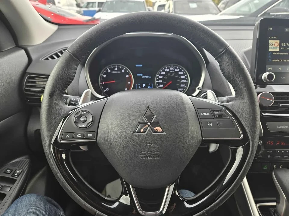 2023 Mitsubishi Eclipse Cross - Image 12 of 14