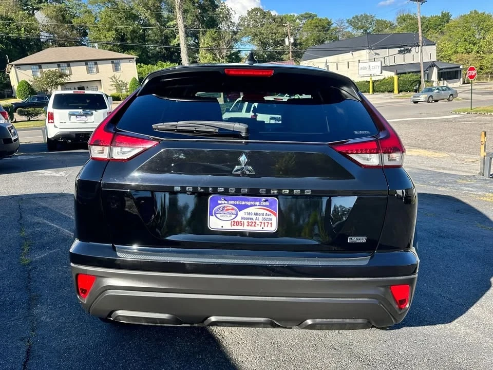 2023 Mitsubishi Eclipse Cross - Image 4 of 18
