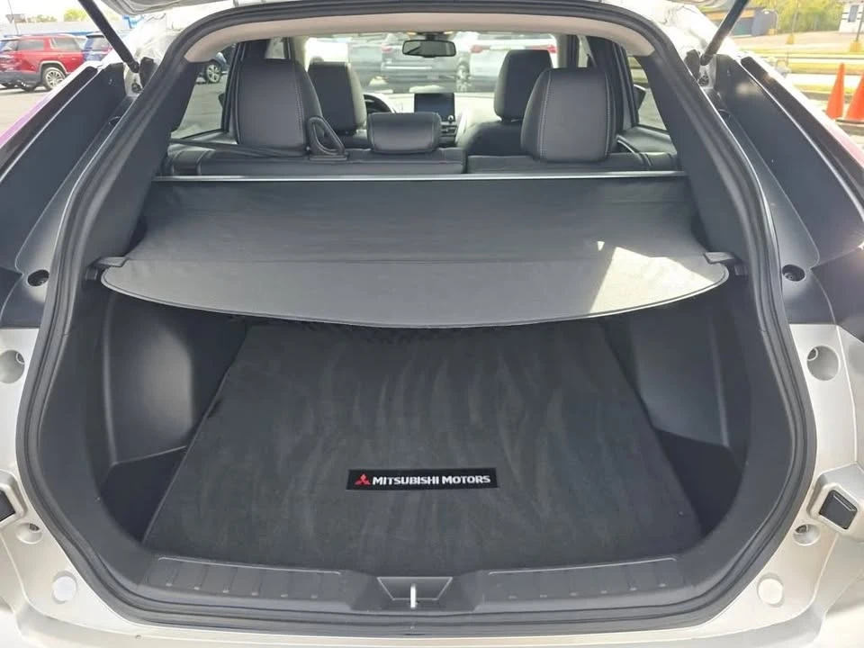2023 Mitsubishi Eclipse Cross - Image 6 of 7