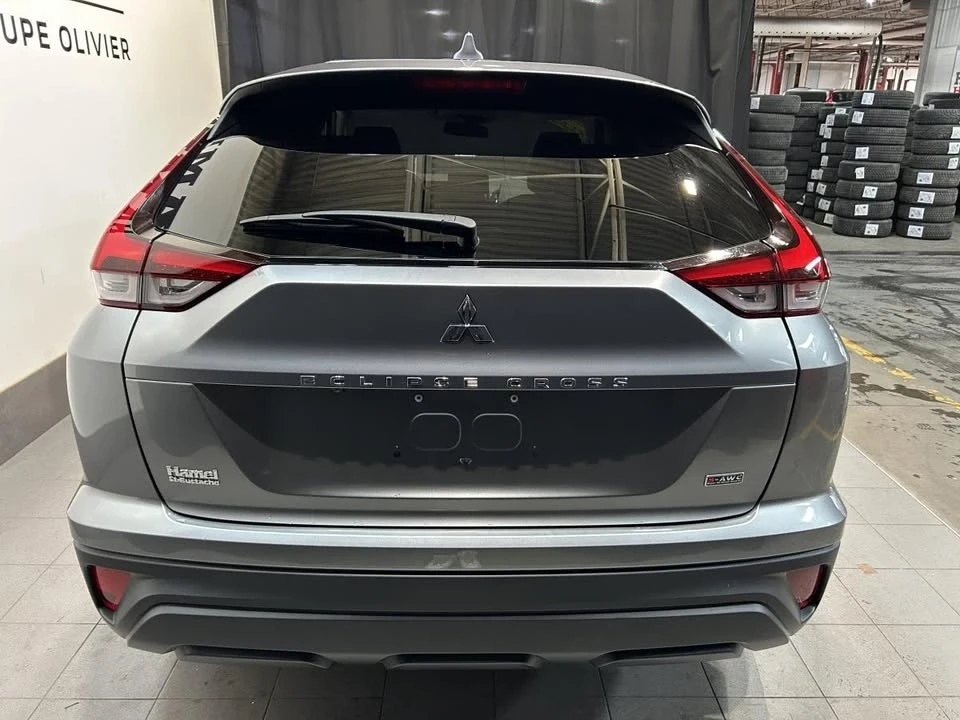 2023 Mitsubishi Eclipse Cross - Image 4 of 19