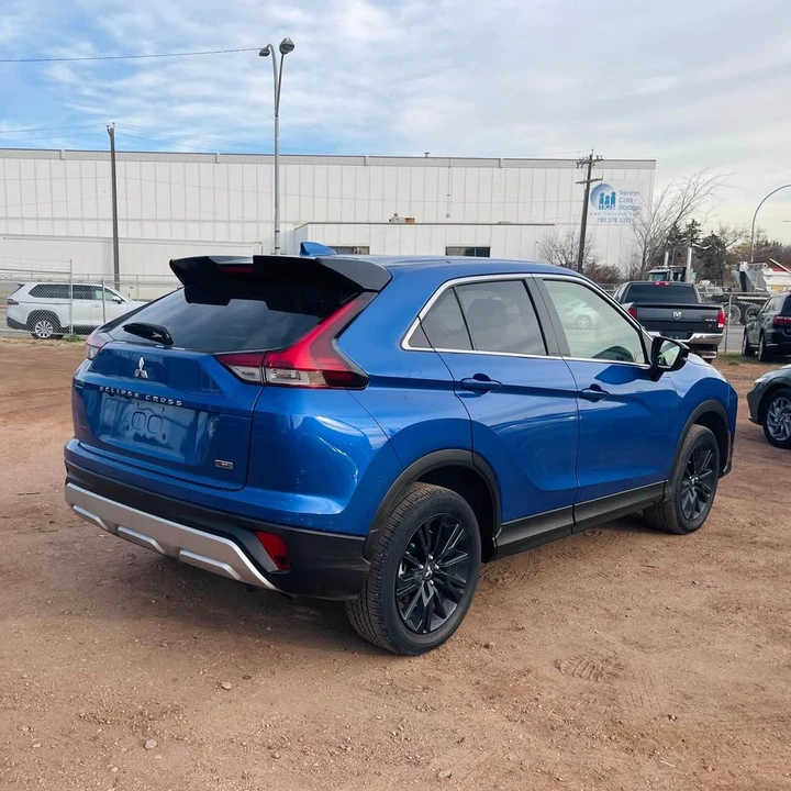 2023 Mitsubishi Eclipse Cross - Image 5 of 11