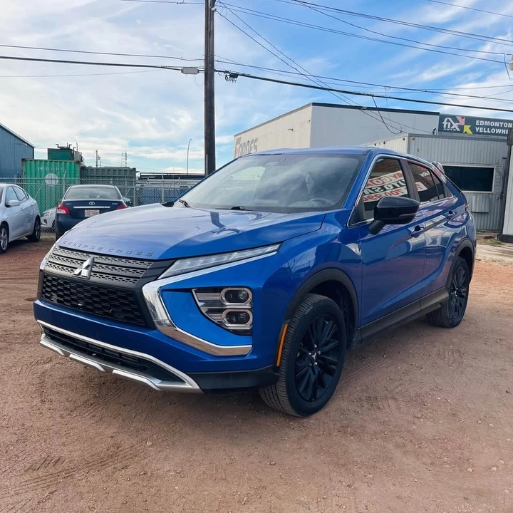 2023 Mitsubishi Eclipse Cross - Image 2 of 11