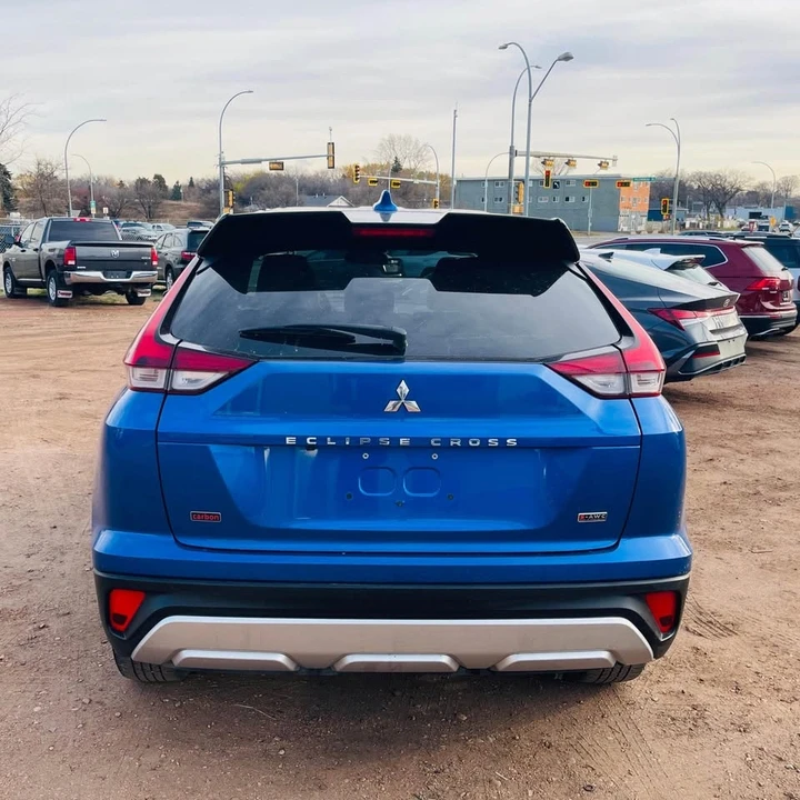 2023 Mitsubishi Eclipse Cross - Image 4 of 11