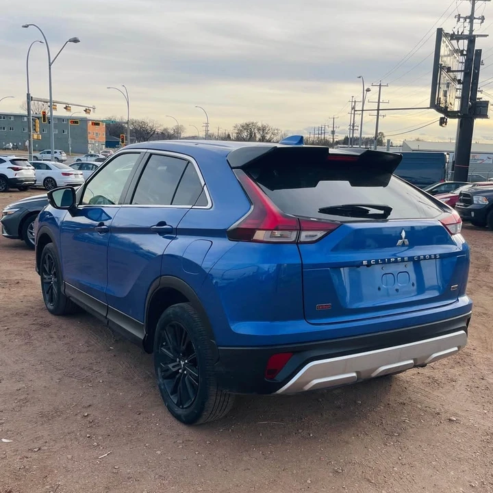 2023 Mitsubishi Eclipse Cross - Image 3 of 11