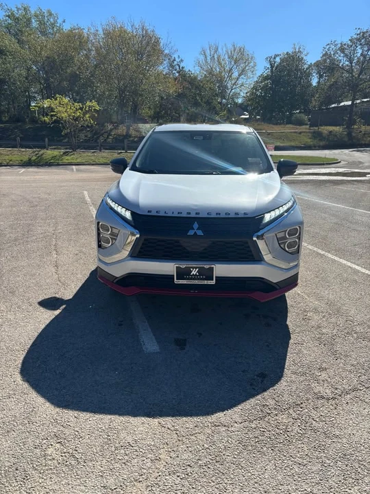 2023 Mitsubishi Eclipse Cross - Image 3 of 10