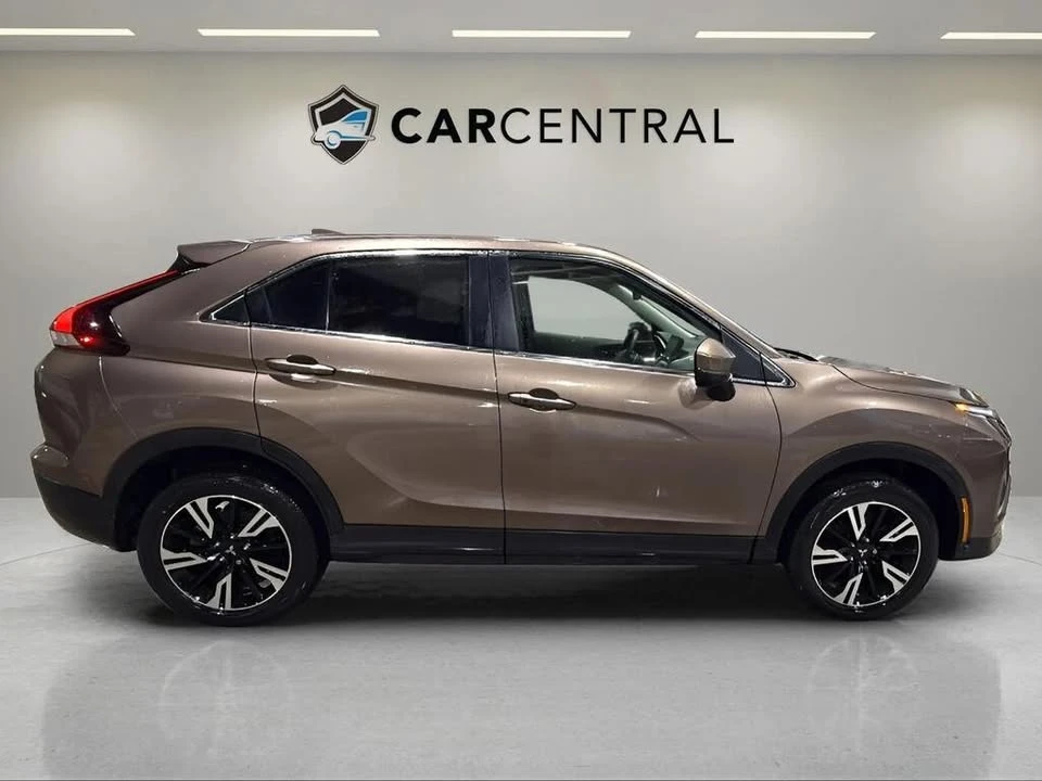 2023 Mitsubishi Eclipse Cross - Image 5 of 18
