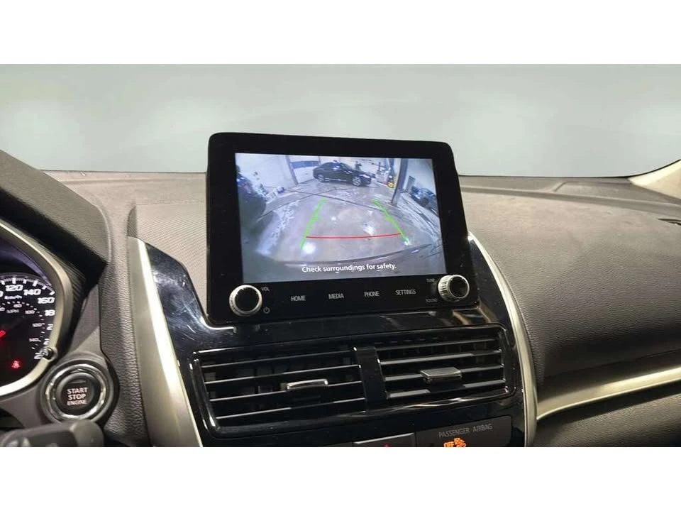2023 Mitsubishi Eclipse Cross - Image 17 of 18