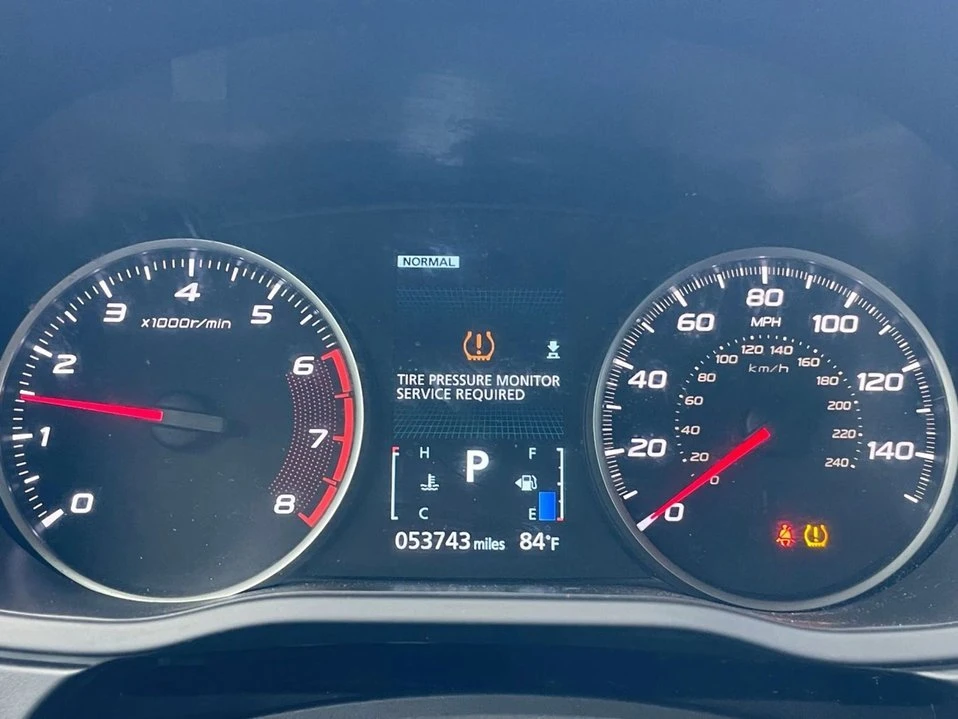 2023 Mitsubishi Eclipse Cross - Image 10 of 18