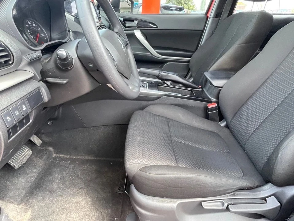 2023 Mitsubishi Eclipse Cross - Image 16 of 18