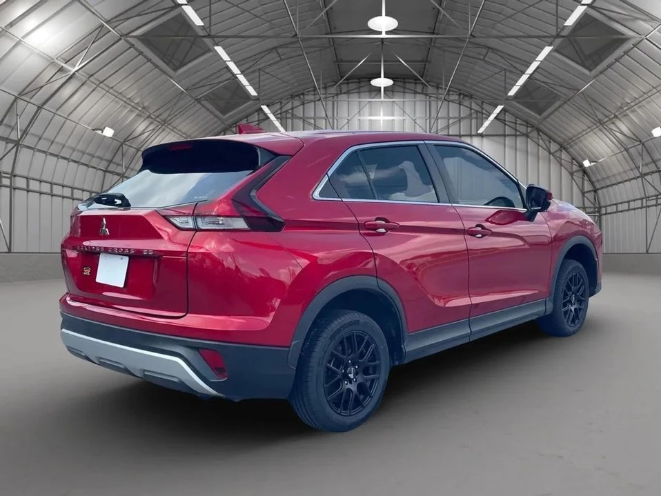 2023 Mitsubishi Eclipse Cross - Image 6 of 18