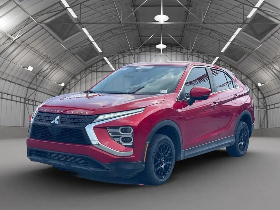 2023 Mitsubishi Eclipse Cross - Image 2 of 18