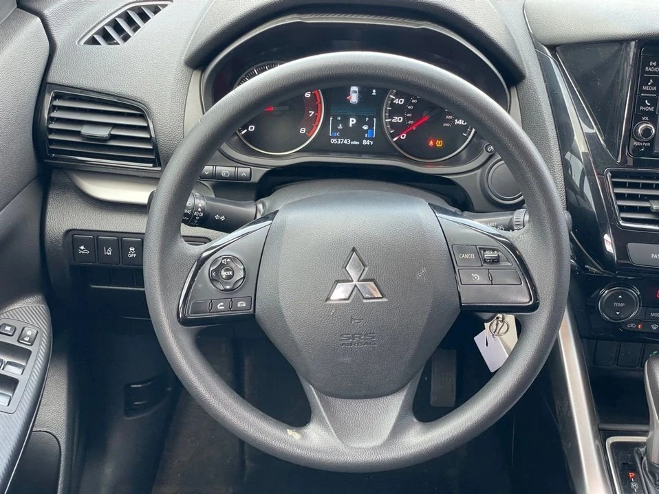 2023 Mitsubishi Eclipse Cross - Image 11 of 18