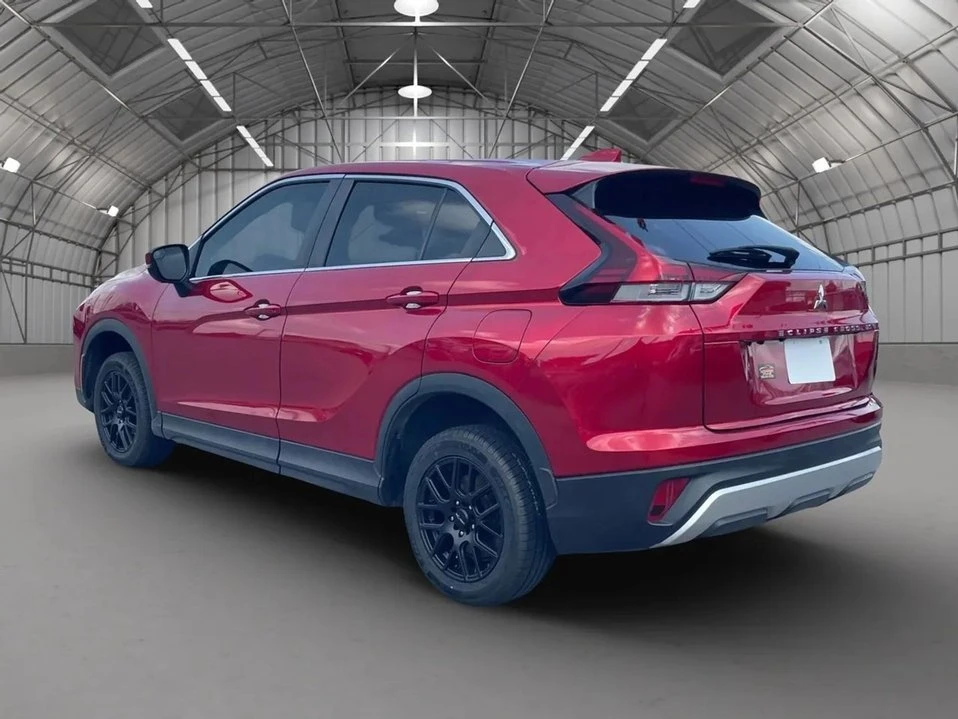 2023 Mitsubishi Eclipse Cross - Image 4 of 18