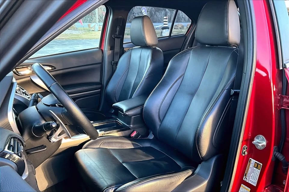 2023 Mitsubishi Eclipse Cross - Image 2 of 7